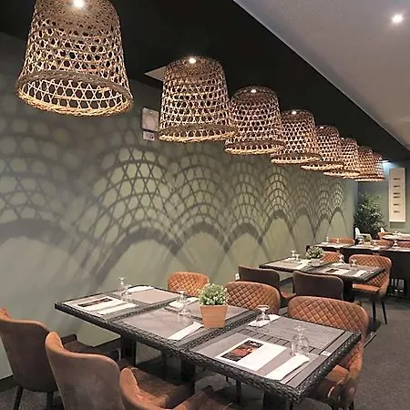 Hotel Lounge