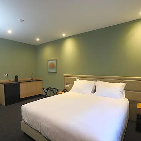 Lounge 3* 阿尔布费拉